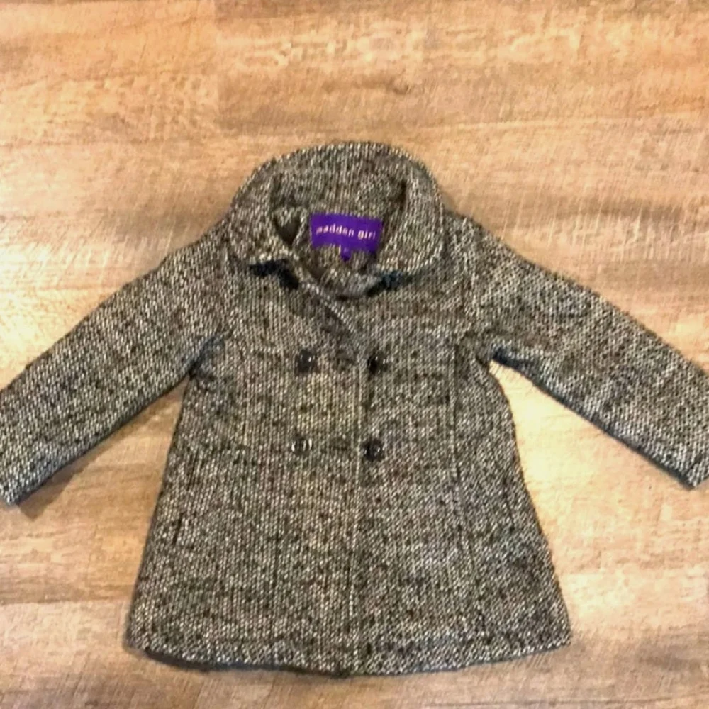 Madden girl pea coat euc size 4
